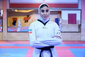 ناهید کیانی