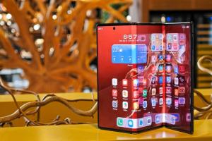 سامسونگ گلکسی Z TriFold