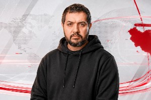 نیما اکبر خانی