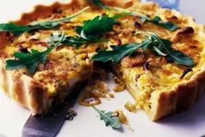 تارت سیب زمینی و پیاز