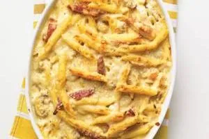پنه با مرغ و گوجه فرنگی خشک