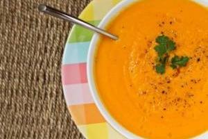 سوپ سیب و زنجبيل