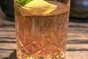 شربت بیدمشک