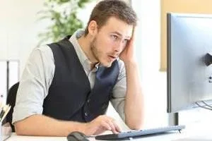 عوارض کار با کامپیوتر
