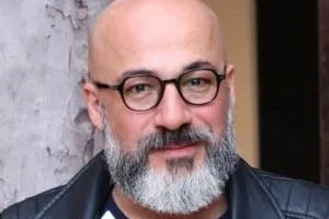 امیر آقایی