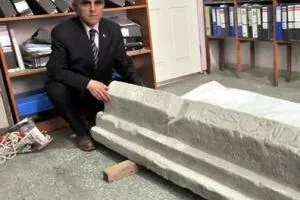 سنگ قبر ملا نصرالدین