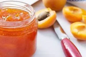 ترشی هلو و زردآلو