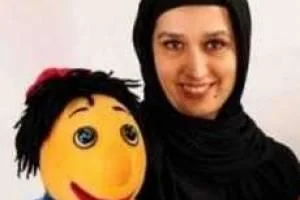 عروسک گردان کلاه قرمزی
