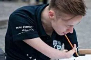 جوان بی دست