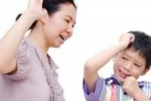 عوارض تنبیه بدنی