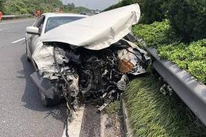 تصادف مازراتی گیبلی