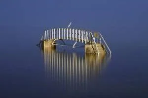 پل عجیب