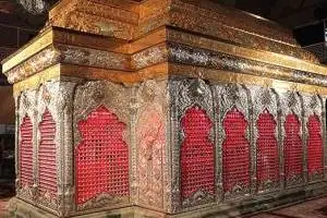 ضریح امام حسین