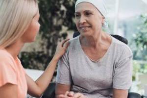 رفتار با بیماران سرطانی