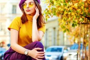 اشتباه در رنگ لباس