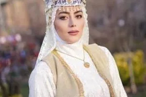 هدیه بازوند