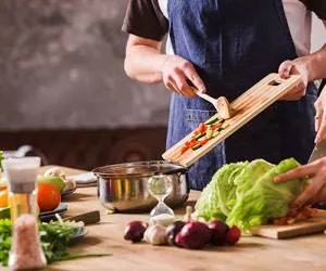 آشپزی کردن
