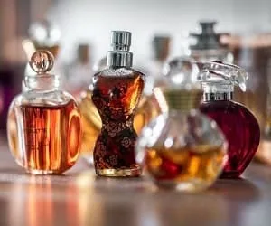 عطر زنانه