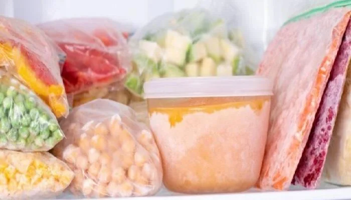 فریز کردن مواد غذایی