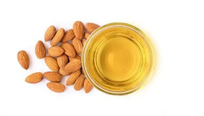 خواص روغن بادام