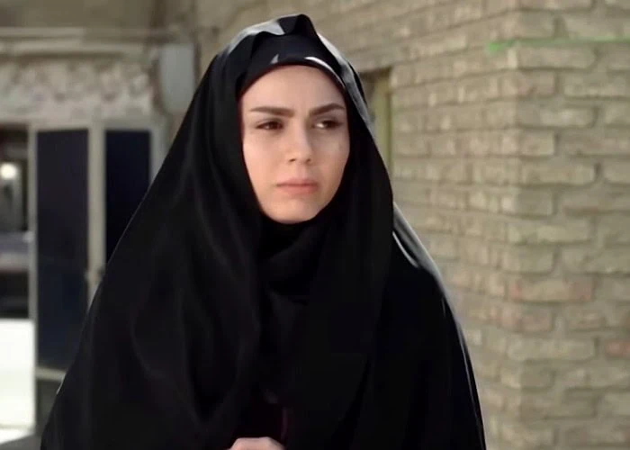 آزاده زارعی در مهر طوبی