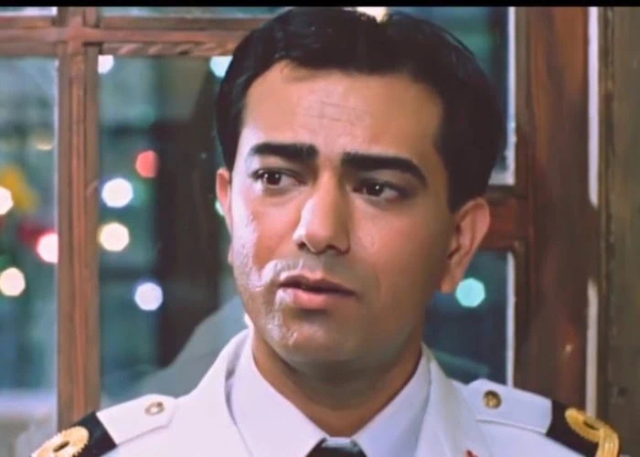 محمدرضا هدایتی در چشم باد