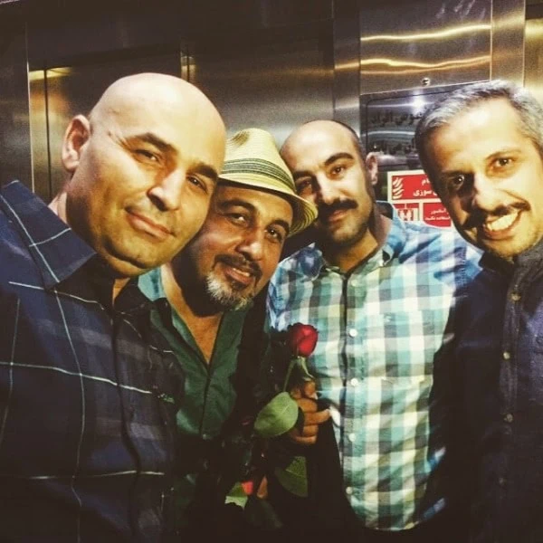 رضا عطاران و دوستانش