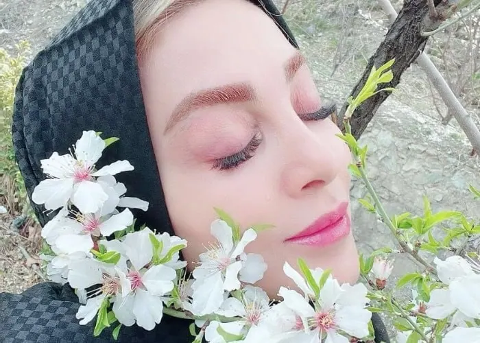 ژیلا صادقی مجری و بازیگر