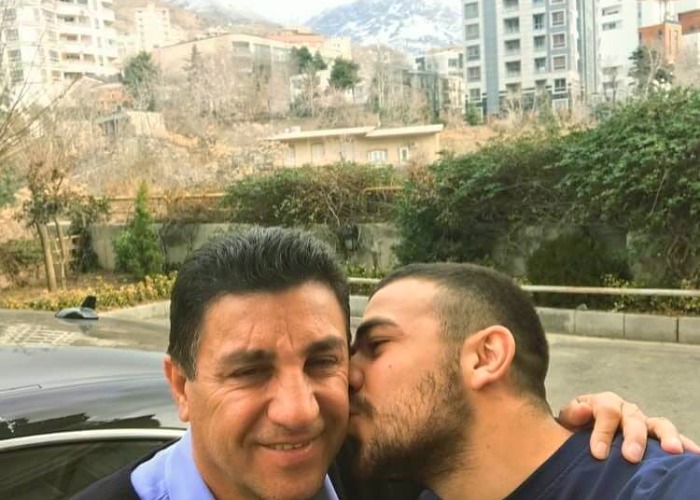 عکس امیر قلعه نویی با پسرش