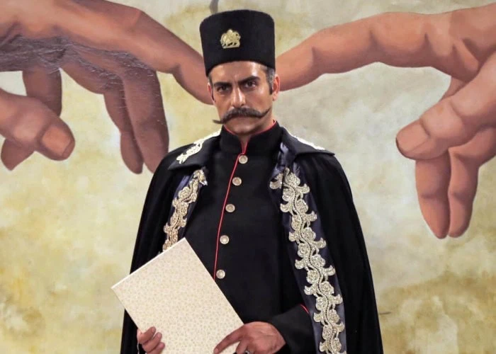 حامد کمیلی در قبله عالم