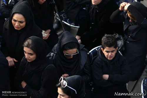 آزاده زارع، امیرمحمد متقیان در تشییع پیکر مرتضی پاشایی