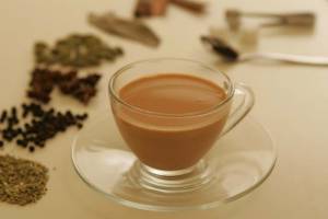 فروشگاه عطاری گل یاس : دمنوش چای ماسالا ترکیب ادویه های خوش عطر 