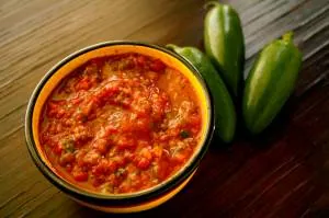 سالسای گوجه فرنگی کلاسیک