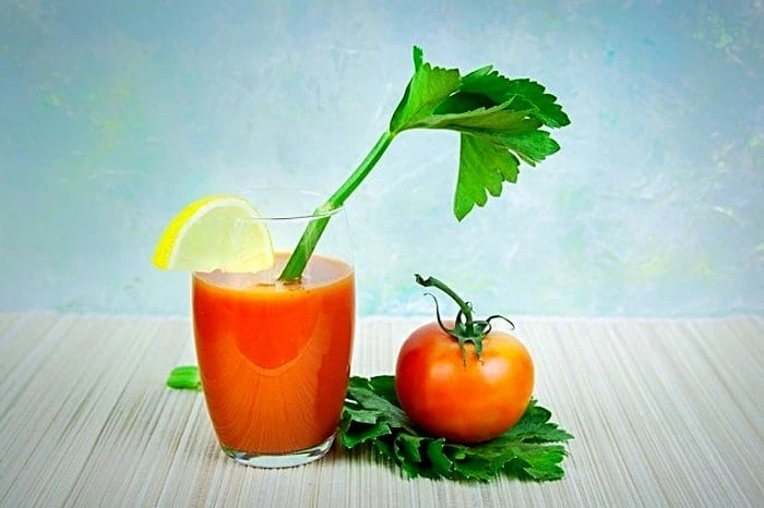 ماسک گوجه فرنگی و نمک