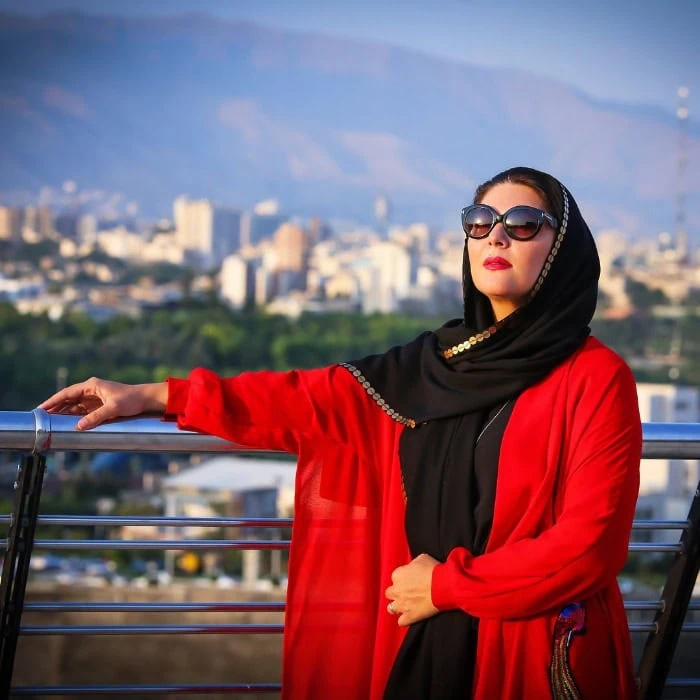 بیوگرافی لاله اسکندری