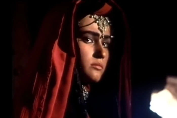 لادن مستوفی در روز واقعه