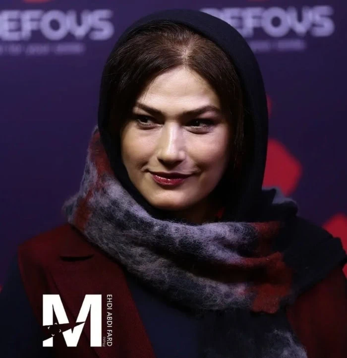 عکس لادن مستوفی