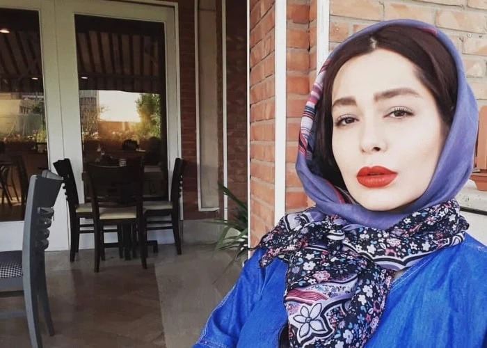 سلفی سانیا سالاری