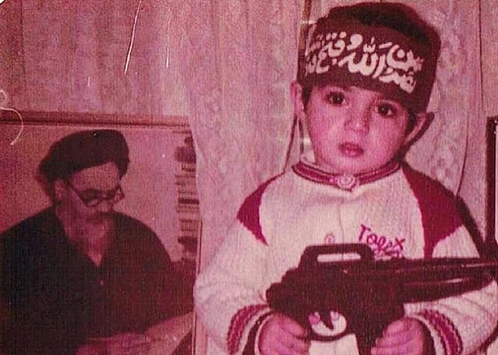 کودکی نجم الدین شریعتی