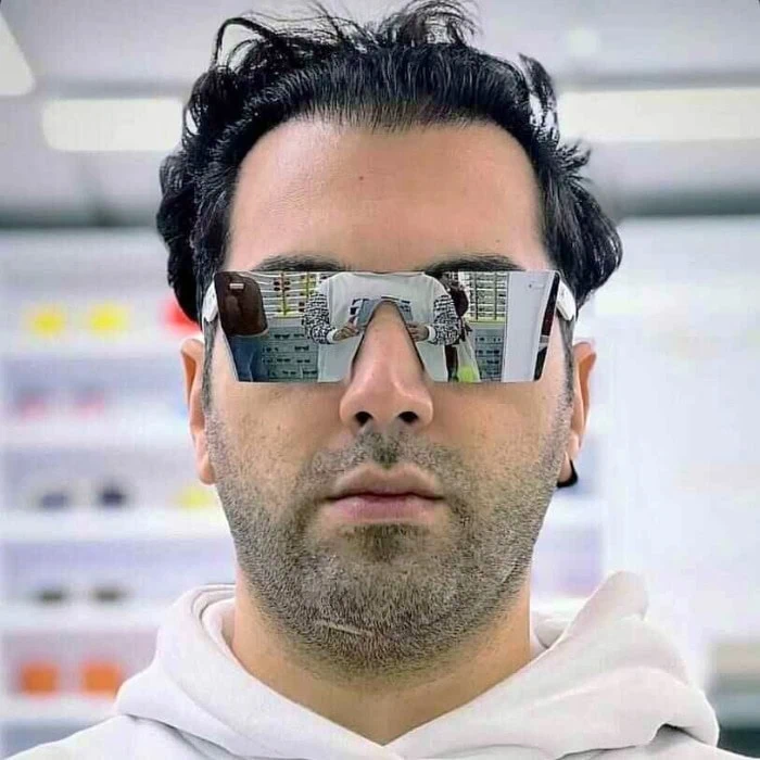 سلفی بهادر زمانی بازیگر