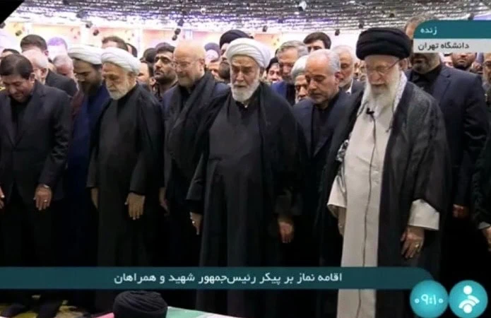 نماز رهبر بر پیکر رئیس جمهور