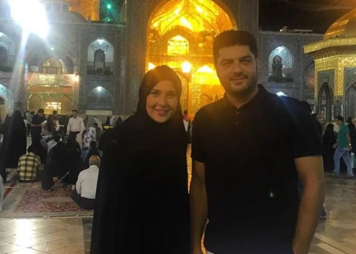 سام درخشانی و همسرش در مشهد