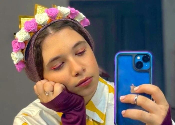 سلفی نفس بازغی در پشت صحنه گناه فرشته