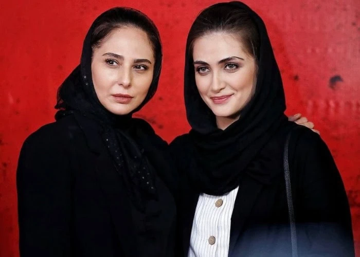 الناز ملک و رعنا آزادی ور