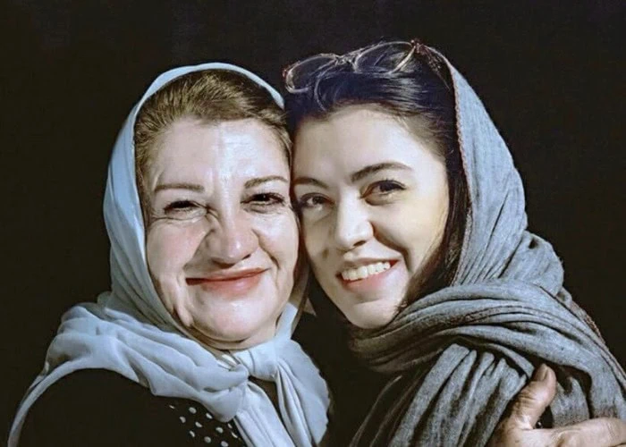 ناهید مسلمی و دخترش
