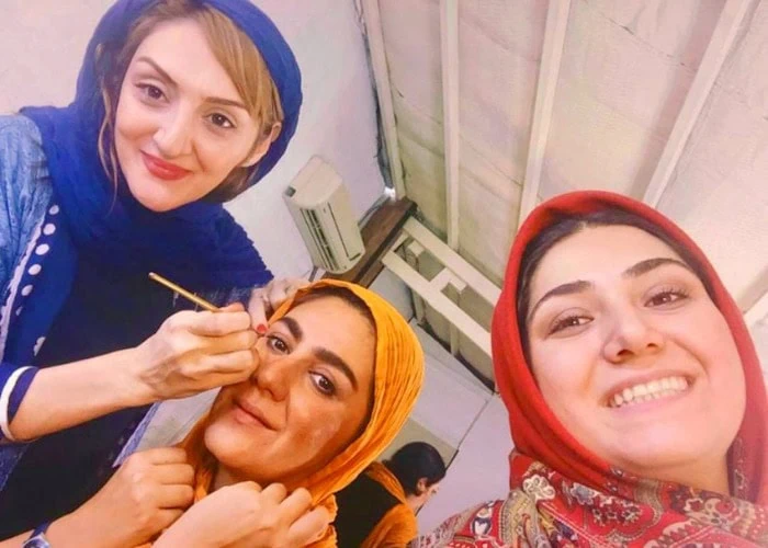ستاره اسکندری و خواهرش سارا و باران کوثری