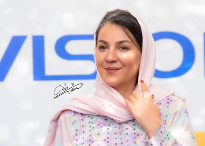 ستاره اسکندری خواهر لاله اسکندری