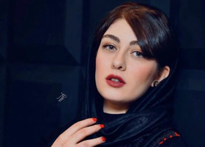 الیکا ناصری