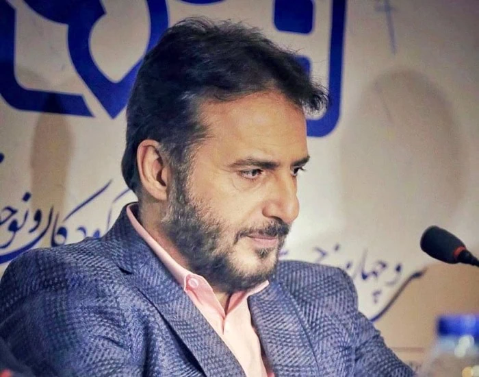 نویسندگی سیدجواد هاشمی
