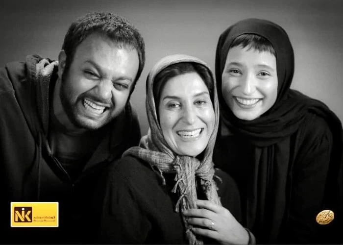 صابر ابر در فیلم اینجا بدون من